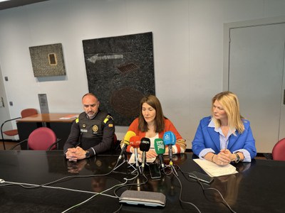 La tinenta d'alcalde ha informat els mitjans de comunicació sobre les mesures que s'implementaran al pla de xoc.