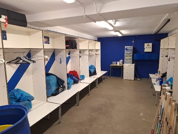 Manteniment al Pavelló Onze de Setembre