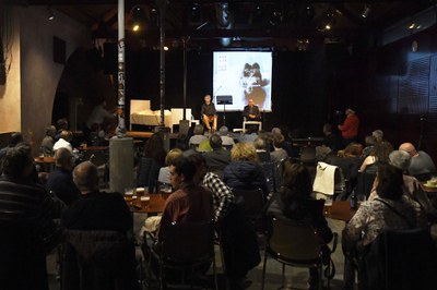 Un acte recent al Cafè del Teatre dins del festival Poesia Lleida.