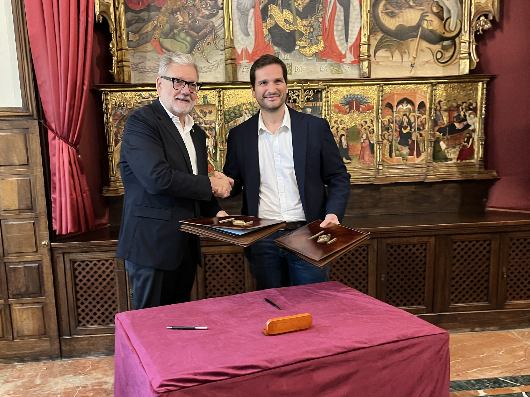 Larrosa i Giribet han signat avui el nou conveni