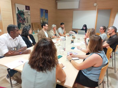 Visita també a la Unitat de Desenvolupament i Cooperació de la Universitat de Lleida (UdL) i el Centre de Documentació Arcadi Oliveres..