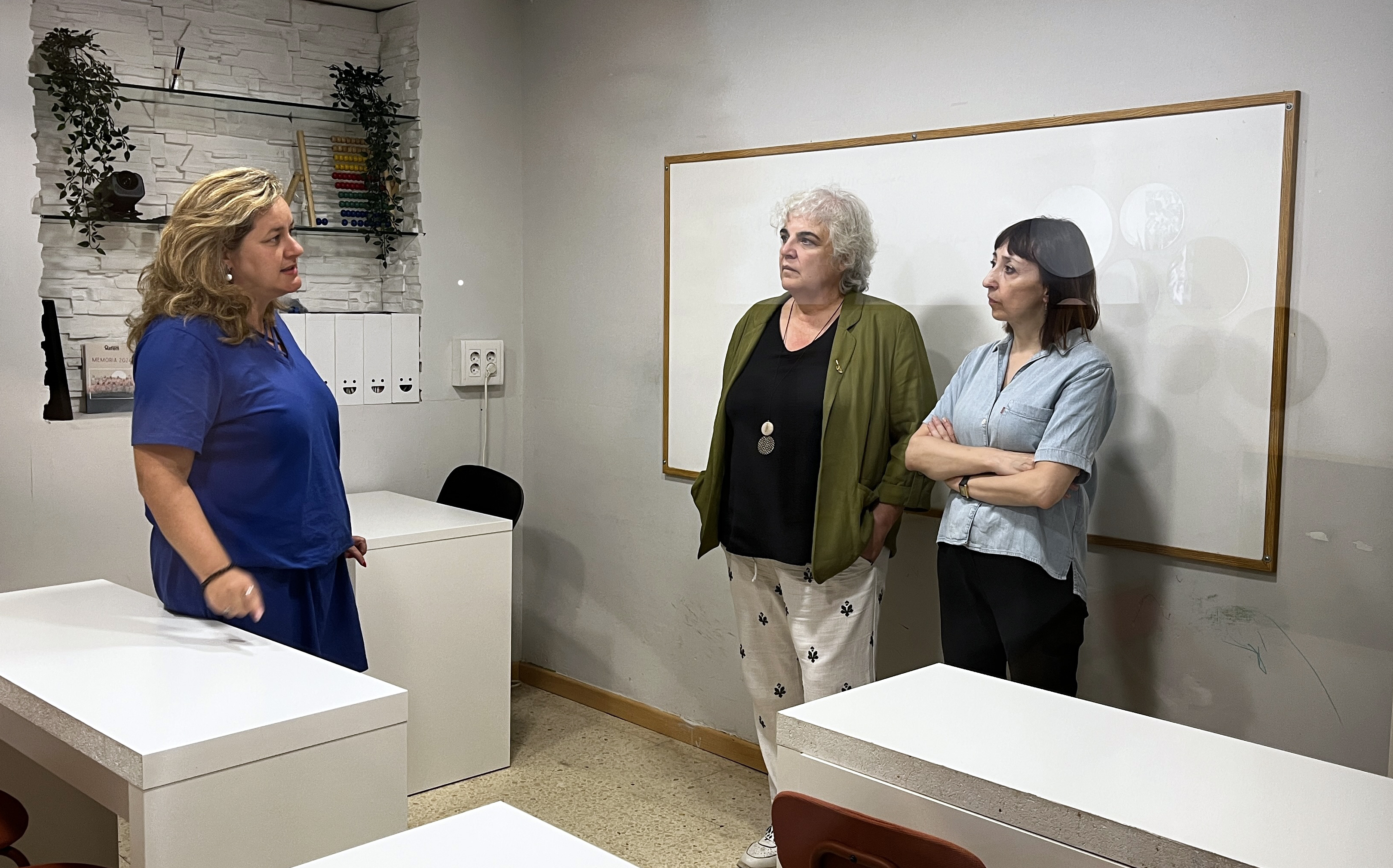 L'alcaldessa accidental, Carme Valls, ha vistiat aquest dijous les instal·lacions de Refem.