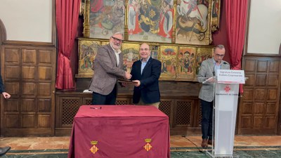 Larrosa i Rafel Oncins (FECOM).