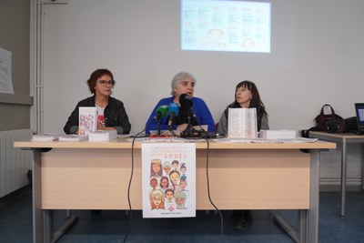 La tinenta d’alcalde i regidora de Polítiques Feministes, Carme Valls, ha presentat el programa d’activitats que es realitzaran a la ciutat de Lleida a l’entorn de la celebració del dia 8 de març.