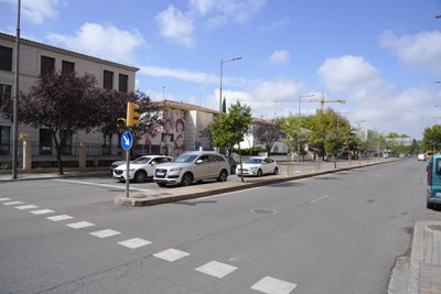 Es tracta d’un tram de 397 metres de longitud on s’habilitarà el carril bici bidireccional i segregat de la calçada.