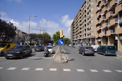 Es situarà al costat dels números imparells (on hi ha el gimnàs Viding Ekke) i la seva construcció comportarà l’eliminació d’una filera d’aparcaments….