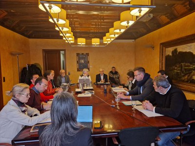 La reunió de la Comissió Informativa de Bon Govern s'ha dut a terme a la Sala Macià.