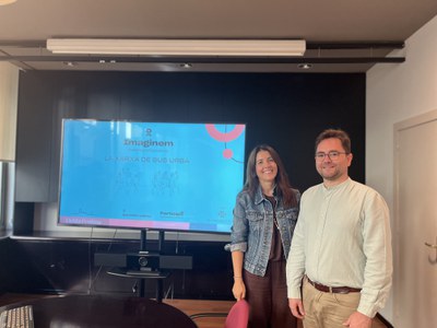 La 3a tinenta d’alcalde i regidora de Seguretat, Mobilitat i Civisme, Cristina Morón, i el regidor de Participació Ciutadana, Roberto Pino, han presentat el tret de sortida de l’”Imaginem la nova xarxa de bus urbà”.