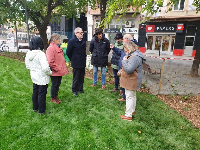 L'alcalde ha conversat amb els tècnics i els veïns i veïnes
