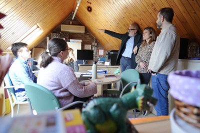 Larrosa ha visitat també l'escola bressol de Magraners, acompanyat del regidor d'Educació, Xavi Blanco.