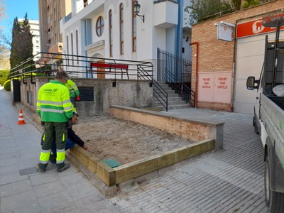 Millora de l’enjardinament als blocs Germanor.