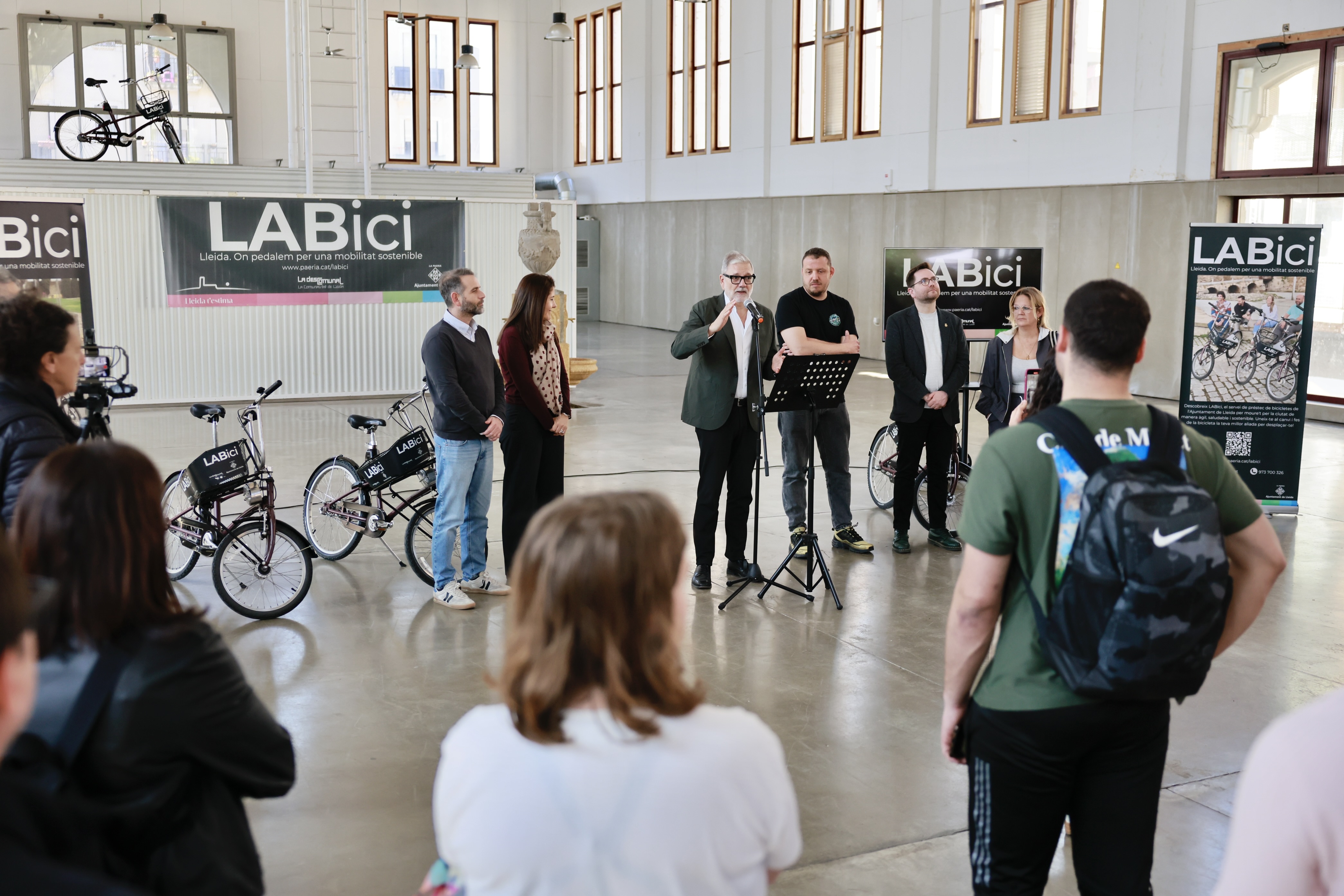 L’objectiu principal de LABici és fomentar l’ús quotidià de la bicicleta com a mitjà de transport urbà, oferint una alternativa real, sostenible i accessible als desplaçaments motoritzats