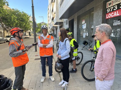 La tinenta d’alcalde i regidora de Seguretat, Mobilitat i Civisme, Cristina Morón, ha assistit a l’activitat que s’ha realitzat a l’INS Manuel de Mon….