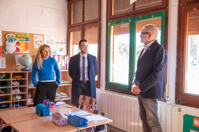 La visita a l'escola de Primària de Raimat, que compta amb 46 alumnes.