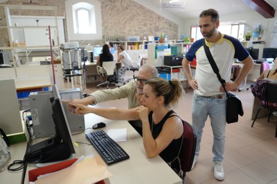 Larrosa i el regidor Xavi Blanco han visitat avui les instal·lacions de l'IMO.