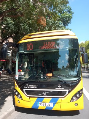 L’Ajuntament de Lleida reforça la línia de transport urbà L10 per millorar el servei al complex de la Caparrella.