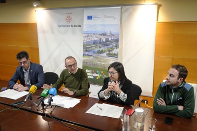 La roda de premsa on la Paeria ha informat del projecte de millora del pavelló Barris Nord per als Next Generation..