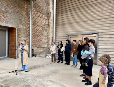 La regidora de Cultura, Pilar Bosch, durant la inauguració.