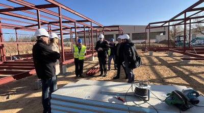 Visita aquest matí de l'alcalde, Fèlix Larrosa, i dels tinents d'alcalde Begoña Iglesias i Carlos Enjuanes, a les obres del CATemporers..