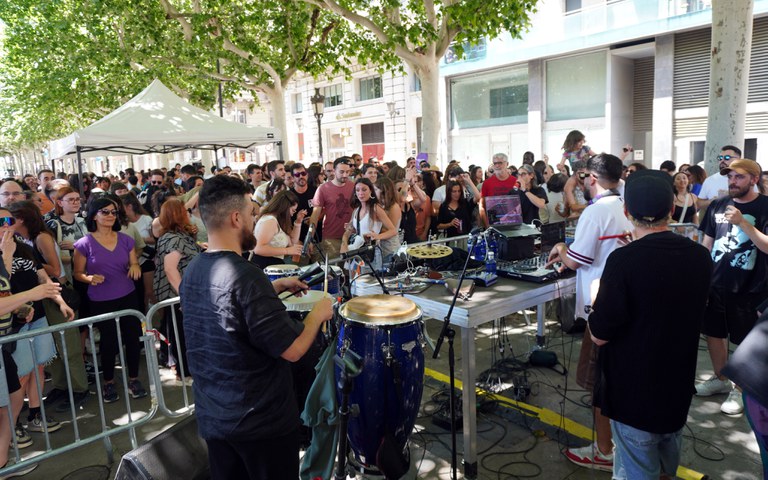 Cap de setmana musical a Lleida. Aquest dissabte a la Rambla, actuacions del Magnífic Fest.