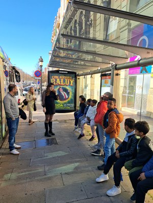 El regidor d'Educació, Xavi Blanco, ha acompanyat aquest matí l'alumnat que ha participat en l'activitat "Puja a l'autobús!"..