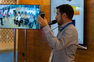 Un moment de la xerrada sobre els fanals intel·ligents.