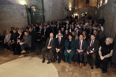 El conseller de la Presidència, Albert Dalmau, acompanyat de l’alcalde de Lleida, Fèlix Larrosa, ha estat l’encarregat d’explicar les novetats del PU….