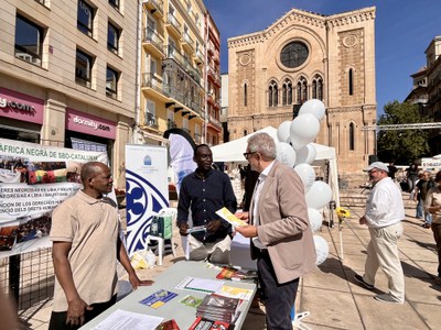 L'alcalde, Fèlix Larrosa, ha saludat les entitats que hi han participat.