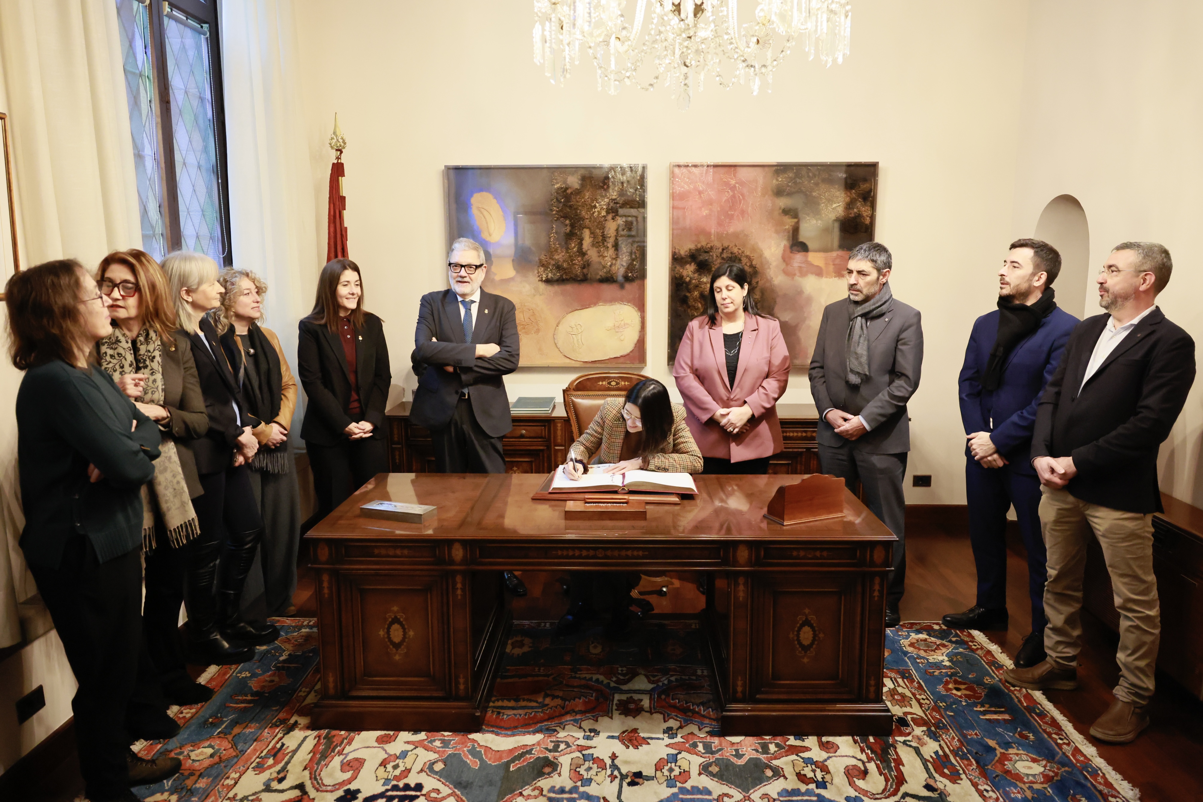 Recepció institucional a la consellera d'Interior, Núria Parlon, a la Paeria