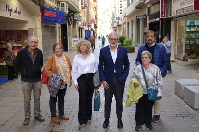 Larrosa ha mantingut una reunió amb les dues entitats veïnals i amb la regidora del barri.