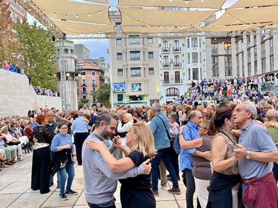 El regidor de Festes, Xavi Blanco, a la Ballada de Festes de la Tardor.