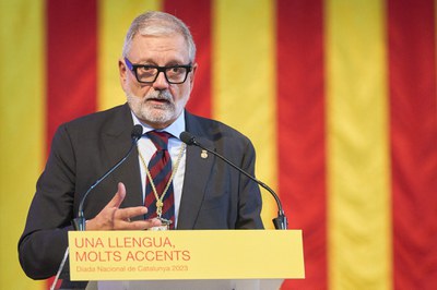 L’alcalde, Fèlix Larrosa, ha iniciat el seu parlament manifestant la satisfacció d’haver recuperat la celebració de la Diada Nacional de Catalunya el….