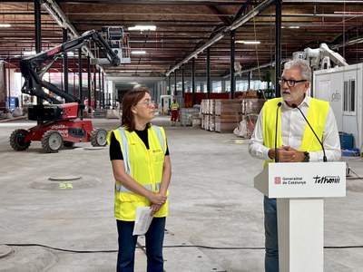 L’alcalde, Fèlix Larrosa, durant la seva intervenció en la visita de les obres de la nova estació.