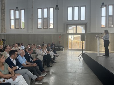 A l'acte hi han assistit regidors, membres del Govern i d'entitats i associacions.