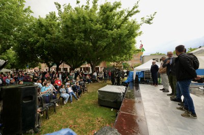 El paer en cap, Fèlix Larrosa, ha felicitat els organtizadors i entitats implicades en l'Enre9 per aquesta 3a edició..