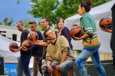 Bots pel Canvi, aquesta tarda, a l'Enre9, als Jardins 1r de Maig..