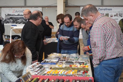 Lleida Expo Tren ha obert aquest matí, amb una afluència notable de visitants a Fira de Lleida..