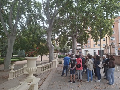 El programa Descobrim Lleida ha començat aquest octubre i fins al maig visitarà espais com les adoberies, el cementiri municipal o el Parc Agrobiotec….