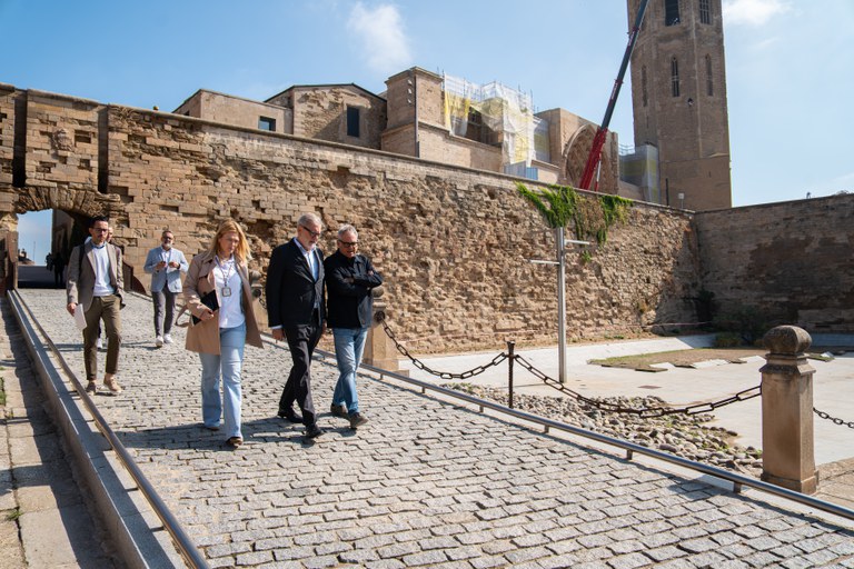 L'alcalde i president del consorci, Fèlix Larrosa, ha visitat avui les tasques que es desenvolupen a la Seu Vella