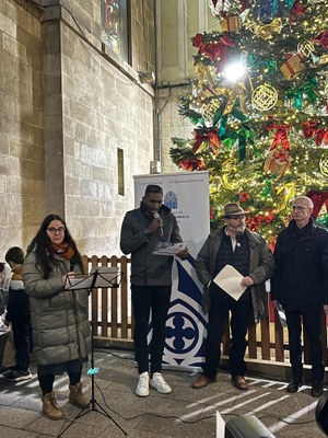 El regidor de Cooperació, Jackson Quiñónez, ha participat en l'acte de commemoració del Dia Internacional dels Drets Humans.