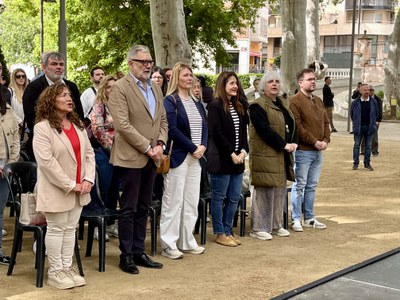 L'alcalde, Fèlix Larrosa, les tinentes d'alcalde Begoña Iglesias, Cristina Morón i Carme Valls, el regidor Roberto Pino i la secretària general d'UGT….