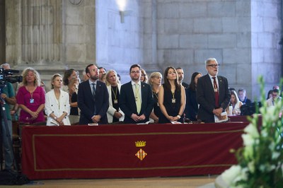 La corporació municipal, durant la missa.