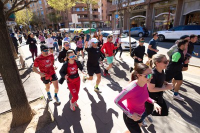 West Runners Project arriben corrent a l’esdeveniment.