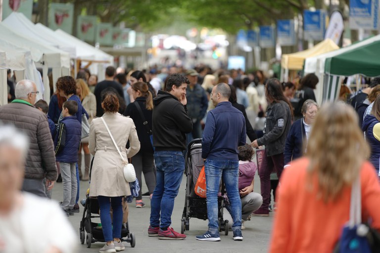 Durant tot el matí, lleidatanes i lleidatans han omplert la Rambla i han participat en les activitats programades.