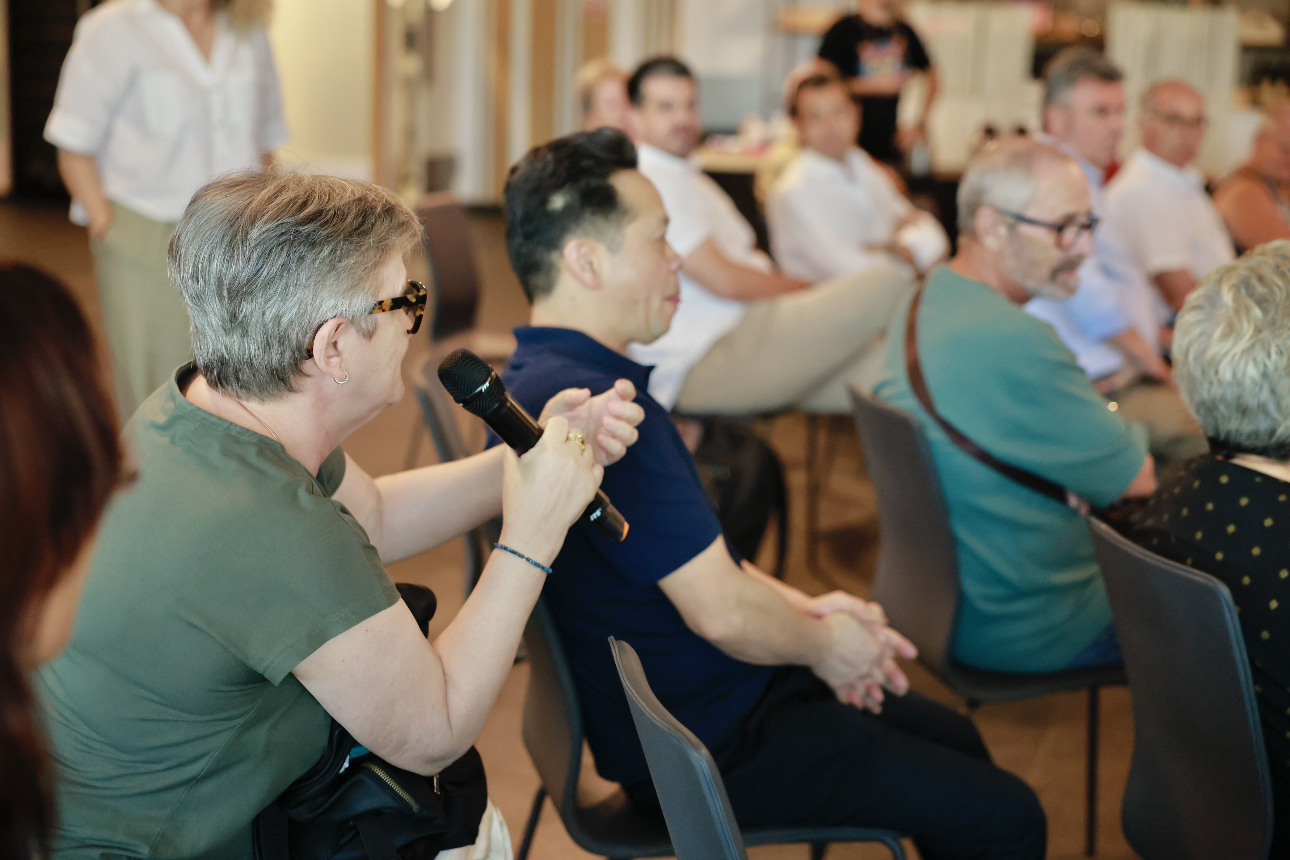 Intervenció d'una de les assistents