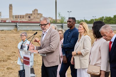 Larrosa: “Posant el seu nom a un espai de la ciutat on va viure bona part de la seva vida, lloem també la seva estima per Lleida i reconeixem el seu ….