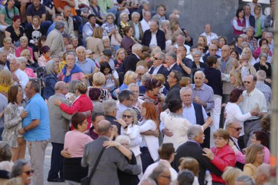 El Ball de Festa Major ha aplegat a públic entregat de totes les edats.