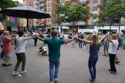 Diversos grups sardanistes han participat en la celebració del Dia Universal de la Sardana.