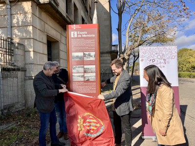 Moment de la descoberta del nou plafó.