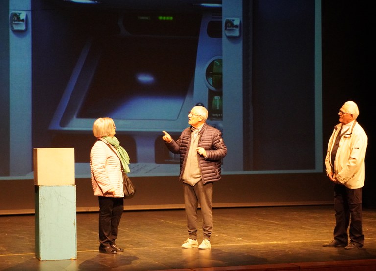 Més de 900 persones han assistit a les tres sessions de l’obra “Seguretat a escena”, promoguda pels Mossos d’Esquadra amb el suport de la Paeria, al Teatre Municipal de L’Escorxador.